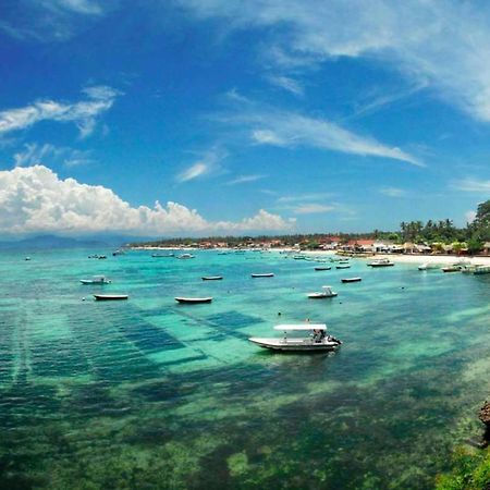 Anugrah Sari Homestay by WizZeLa Nusa Lembongan  Bagian luar foto